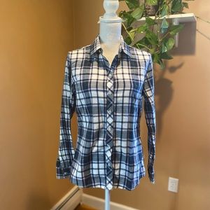 Super soft Banana Republic flannel button down shirt